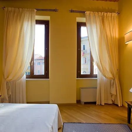 Piazza Azuni 18 Casa de hóspedes Sássari