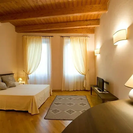 Penzion Piazza Azuni 18 Sassari